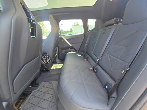 Used 2024 BMW iX xDrive50 w/ Premium Package AWD/4WD image 16