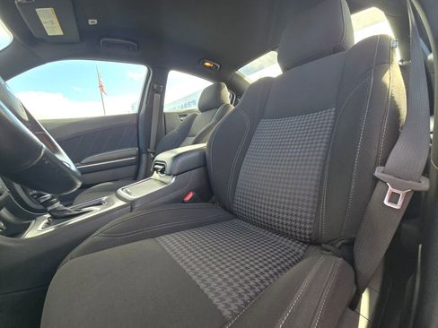 Used 2023 Dodge Charger SXT image 18