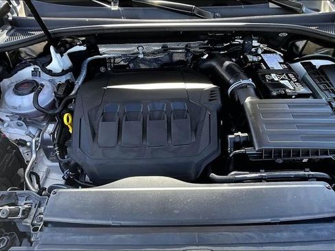 Used 2024 Audi Q3 2.0T Premium Plus w/ Premium Plus Package image 9