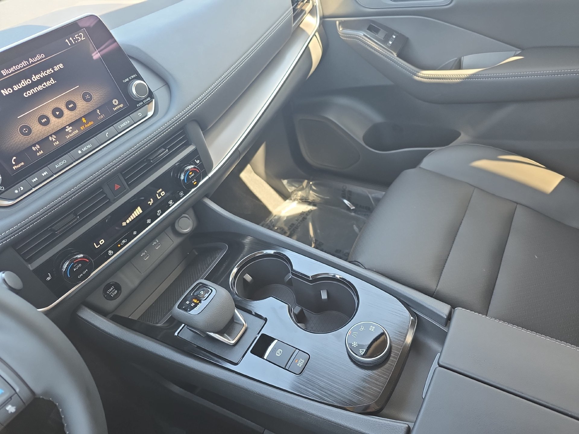 New 2026 Nissan Rogue Dark Armor AWD/4WD image 24