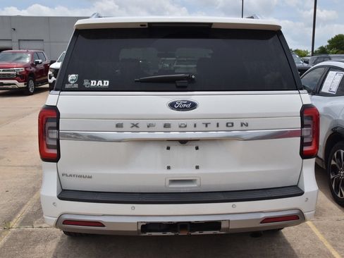 Certified 2023 Ford Expedition Platinum RWD image 6