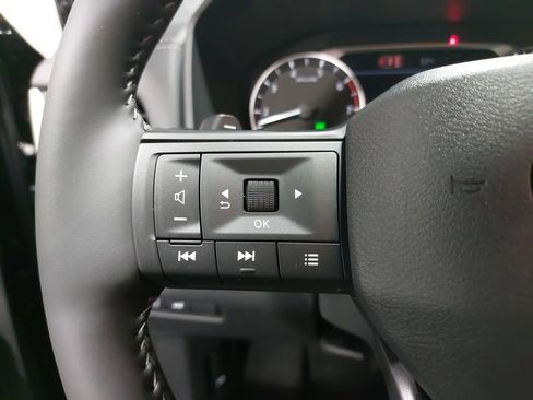 New 2026 Nissan Rogue SV AWD/4WD image 17