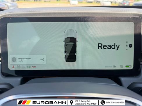 Used 2025 Rivian R1S Adventure AWD/4WD image 9