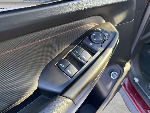 Used 2023 Chevrolet TrailBlazer RS w/ Sun and Liftgate Package image 21