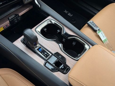 Certified 2025 Lexus RX 350 Premium w/ Accessory Package (Z1) FWD image 36