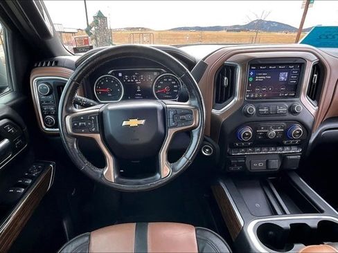 Used 2022 Chevrolet Silverado 1500 High Country image 9
