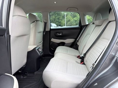 Used 2023 Honda HR-V LX image 13