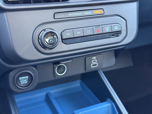 New 2026 Ford Maverick XLT image 25