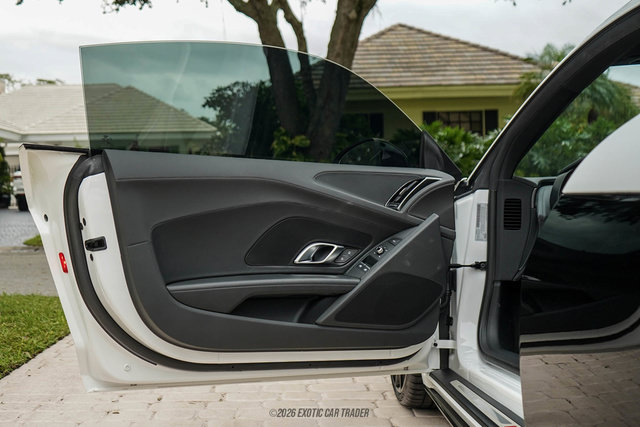Used 2022 Audi R8 V10 performance RWD image 37