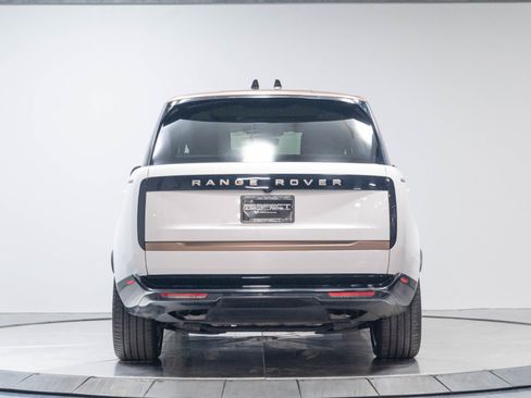 Used 2023 Land Rover Range Rover SV AWD/4WD image 78