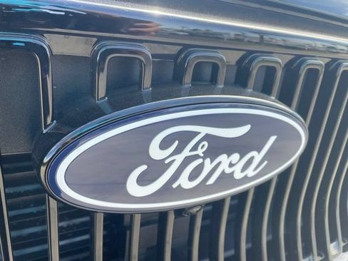 New 2026 Ford Maverick Lobo AWD/4WD image 30