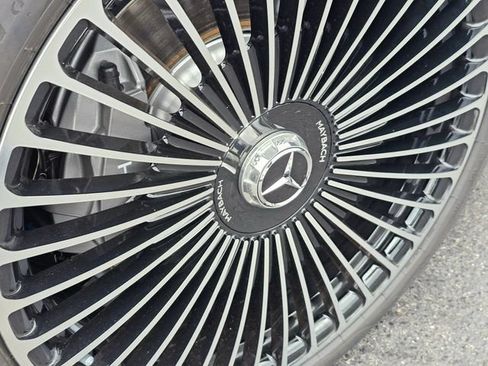New 2026 Mercedes-Benz Maybach SL 680 image 8
