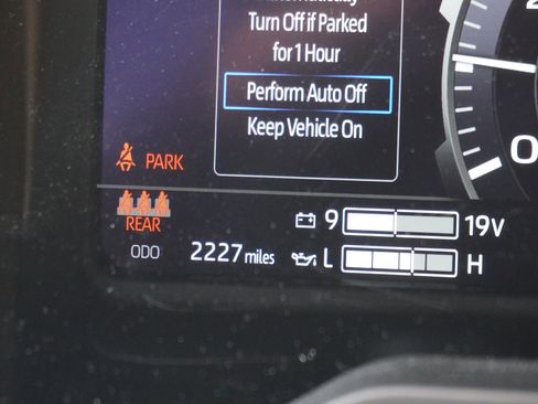 Used 2025 Toyota Tundra Limited image 26