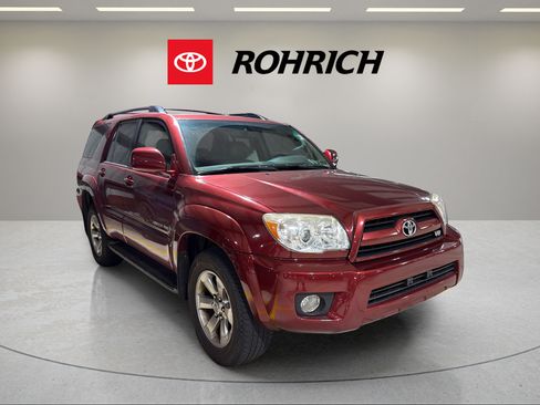 Used 2007 Toyota 4Runner Limited AWD/4WD image 4