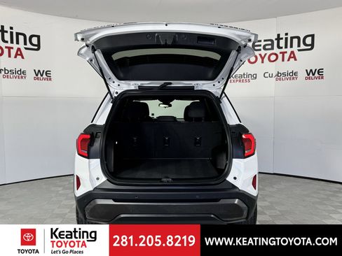 Used 2026 GMC Terrain Elevation image 17