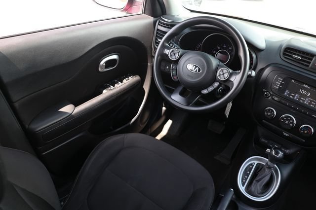 Used 2017 Kia Soul FWD image 21
