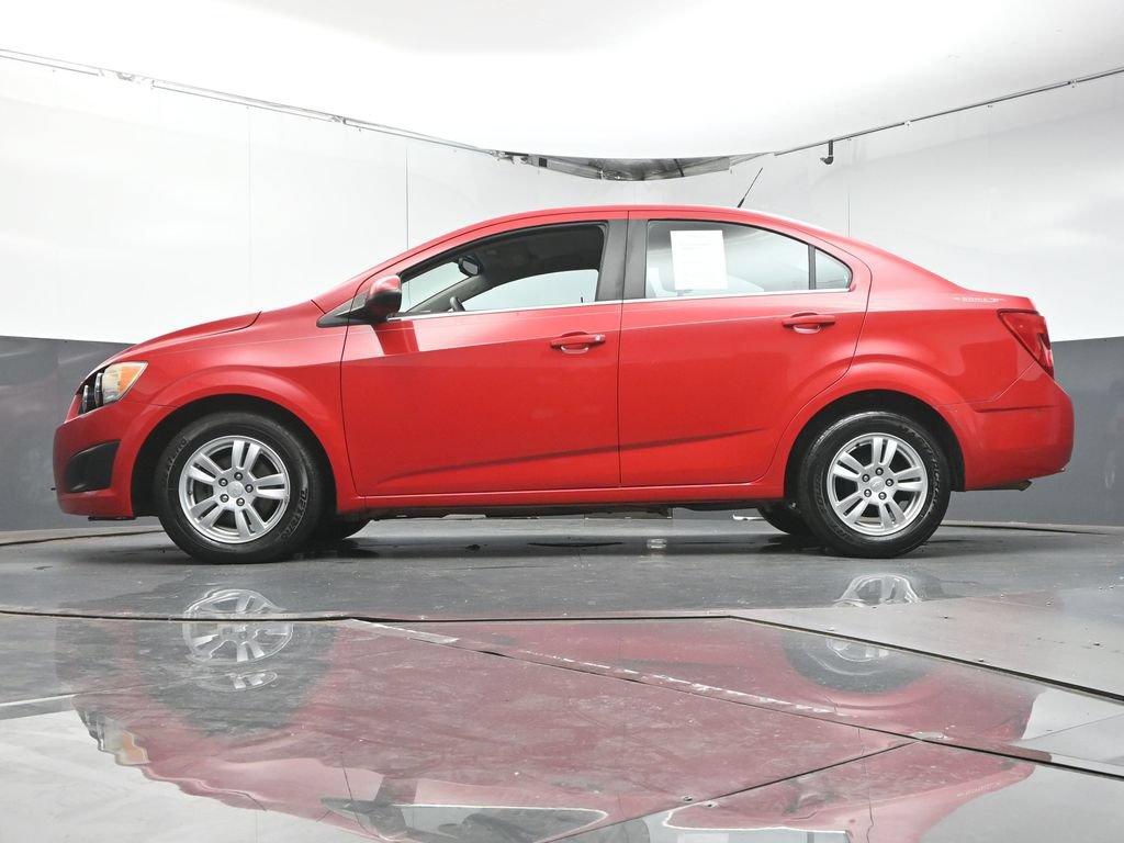 Used 2013 Chevrolet Sonic LT FWD image 31