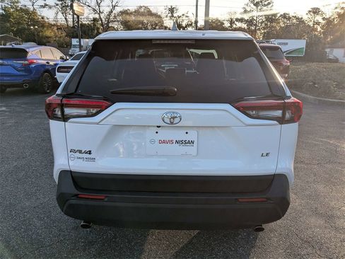 Used 2024 Toyota RAV4 LE image 5