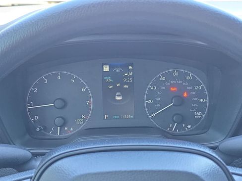 Certified 2025 Toyota Corolla LE FWD image 30