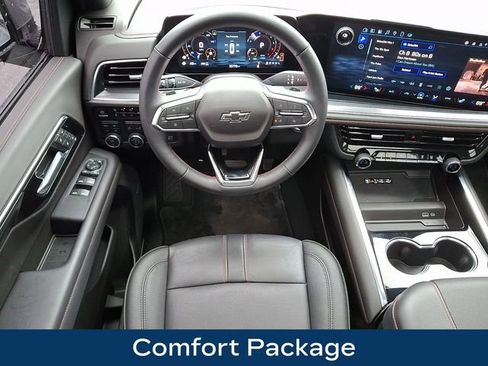 Used 2025 Chevrolet Tahoe RST w/ RST Capability Package image 3