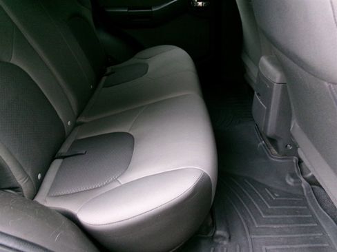 Used 2015 Nissan Xterra S w/ Value Package RWD image 26