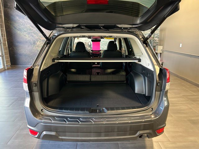 Used 2022 Subaru Forester Premium AWD/4WD image 34