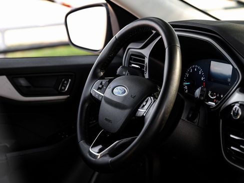 Used 2022 Ford Escape SE w/ Convenience Package image 24