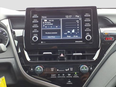 Used 2024 Toyota Camry LE image 20