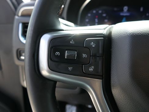 Used 2024 Chevrolet Suburban Premier RWD image 19