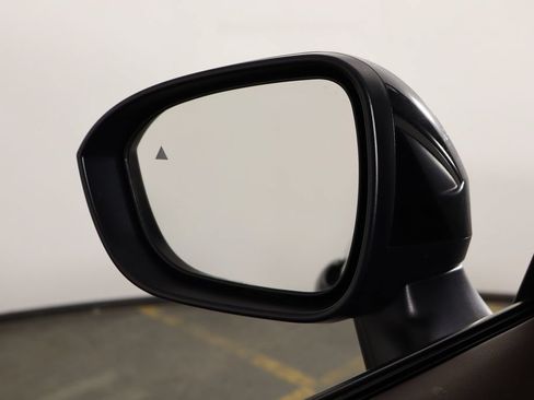 Used 2023 Nissan Rogue SV FWD image 41