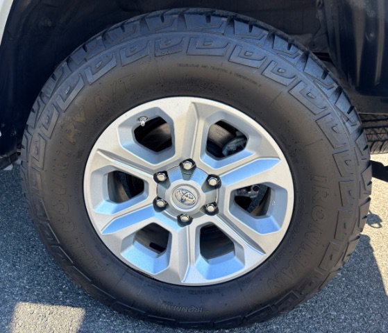 Used 2020 Toyota 4Runner SR5 RWD image 16