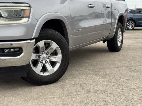 Used 2022 RAM 1500 Laramie AWD/4WD image 3