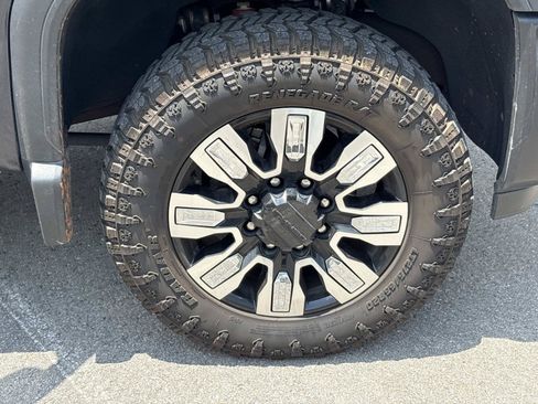 Used 2025 GMC Sierra 2500 Denali w/ LPO, GMC Protection Package AWD/4WD image 10