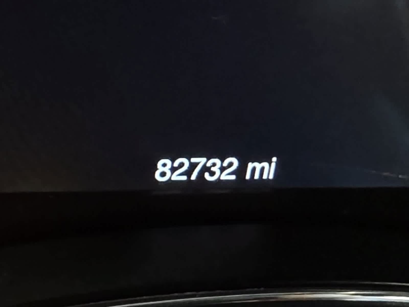 Used 2015 Jeep Grand Cherokee Overland w/ Advanced Technology Group AWD/4WD image 33