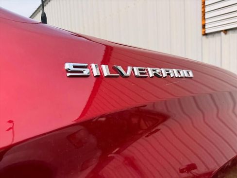 Used 2021 Chevrolet Silverado 1500 Custom AWD/4WD image 26