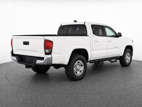 Used 2022 Toyota Tacoma SR5 RWD image 6