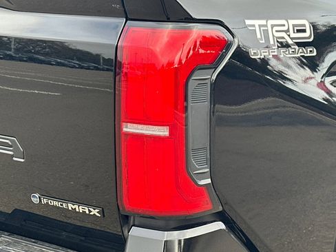 New 2025 Toyota Tacoma TRD Off-Road image 31