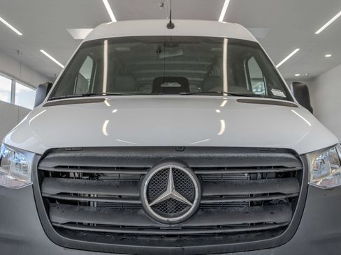New 2025 Mercedes-Benz Sprinter 2500 image 23