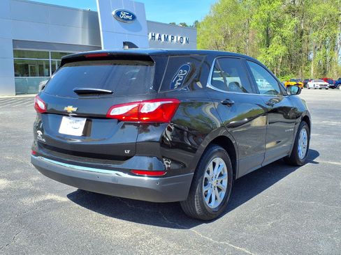 Used 2020 Chevrolet Equinox LT w/ Driver Convenience Package image 25