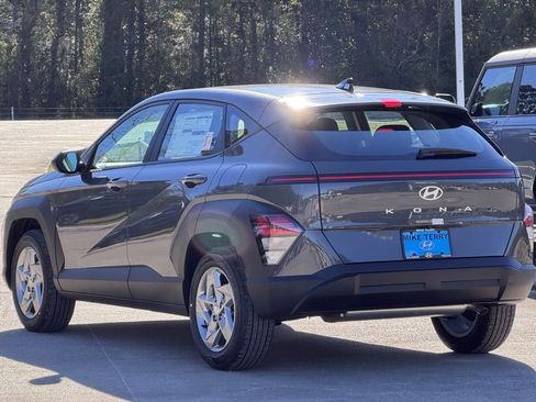 New 2026 Hyundai Kona SE image 11