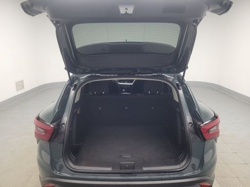 Used 2025 Chevrolet Trax LS FWD image 29