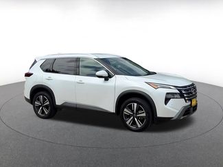 Used 2026 Nissan Rogue SL FWD video 2