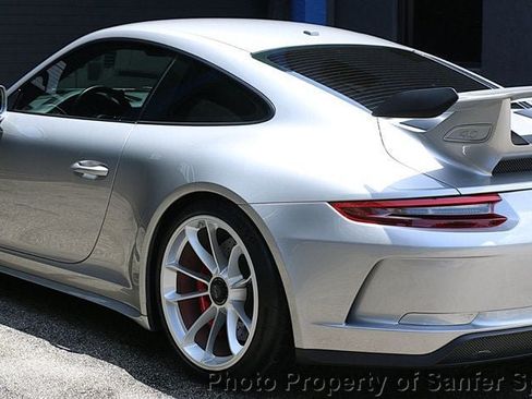 Used 2018 Porsche 911 GT3 w/ Sport Chrono Package RWD image 7