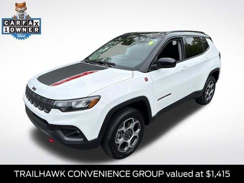 Used 2022 Jeep Compass Trailhawk w/ Trailhawk Convenience Group AWD/4WD image 3
