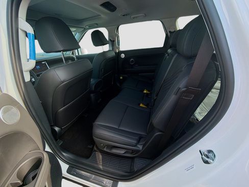 New 2026 Hyundai Santa Fe SEL FWD image 17