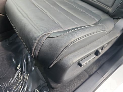 Used 2022 Honda CR-V Touring image 25