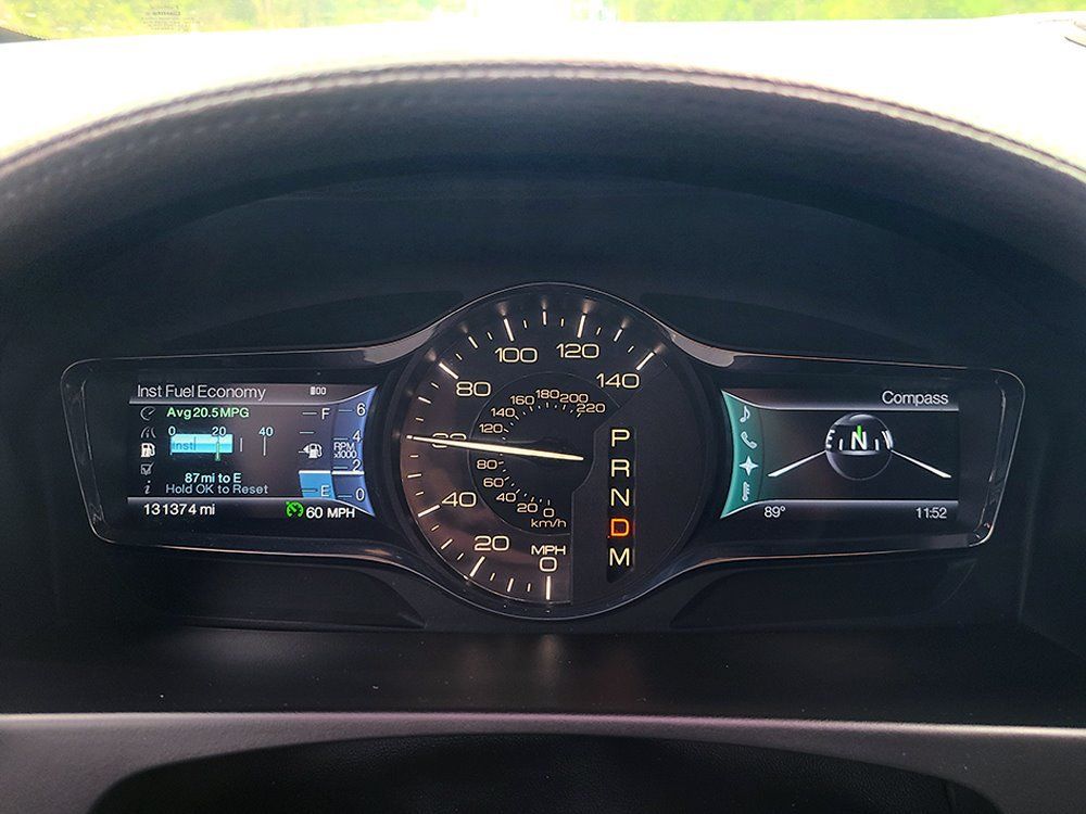 Used 2011 Lincoln MKX 2WD image 30