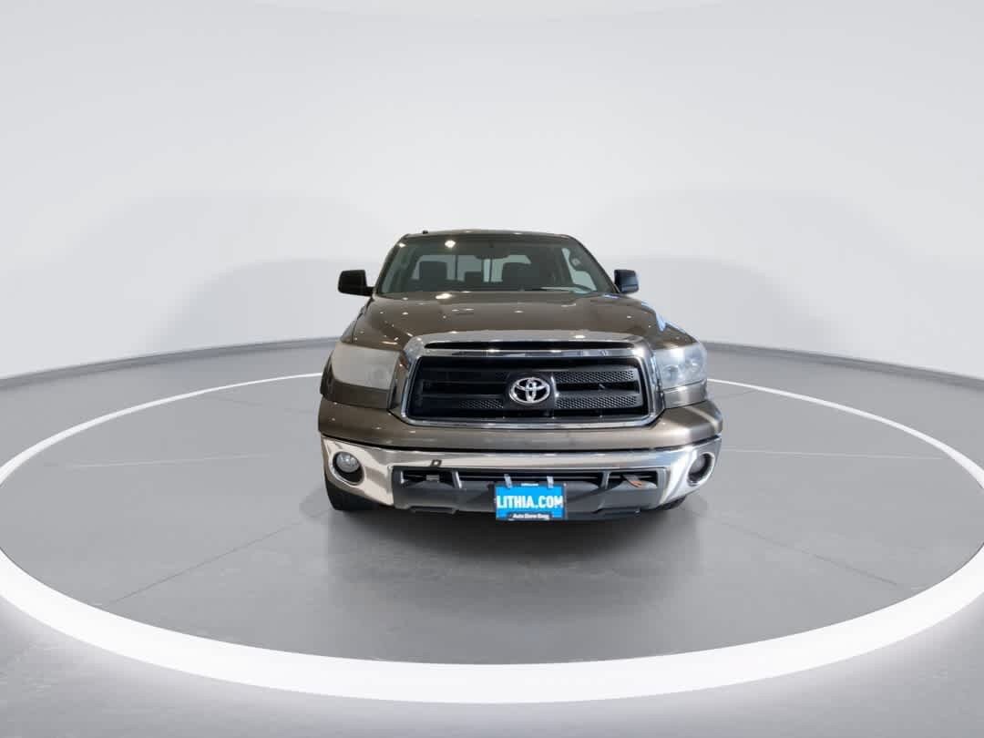 Used 2011 Toyota Tundra 4x4 Double Cab w/ TRD Off-Road Pkg image 3