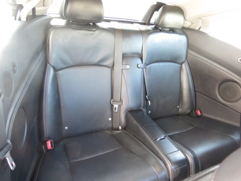 Used 2010 Lexus IS 250C RWD image 27