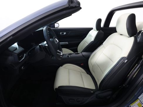 Used 2024 Ford Mustang GT Premium image 22